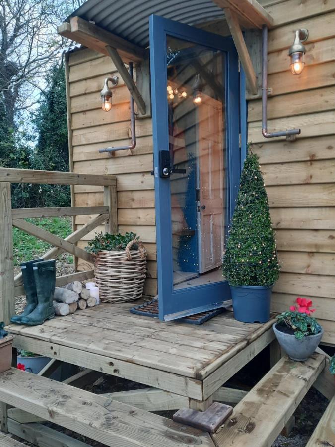 Cosy Double Shepherds Hut In Beautiful Wicklow With Underfloor Heating Throughout Rathnew Buitenkant foto